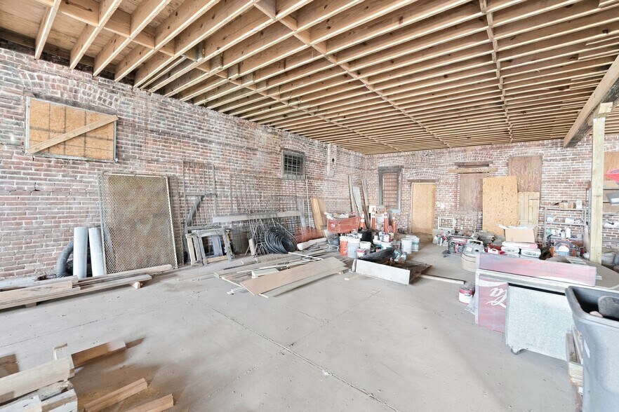 More Photos Of 1637-1651 Main St N, Jacksonville Storefront Retail Residential For Sale