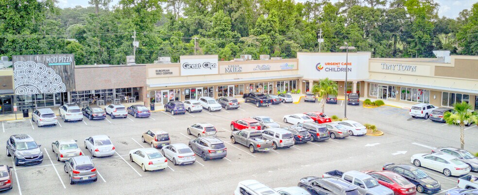 More Photos Of 3952-3980 Airport Blvd, Mobile Unknown For Lease