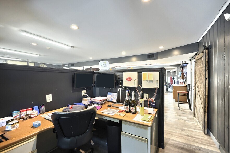 More Photos Of 21603 Middletown Rd, Freeland Freestanding For Sale