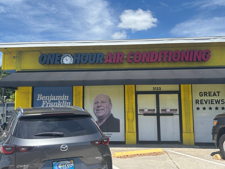 More Photos Of 3133 W Kennedy Blvd, Tampa Storefront Retail Office For Lease