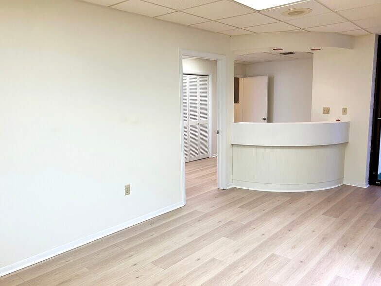 More Photos Of 4501 N Armenia Ave, Tampa Medical For Lease