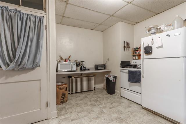 More Photos Of 401-405 S Central Ave, Marshfield Storefront For Sale