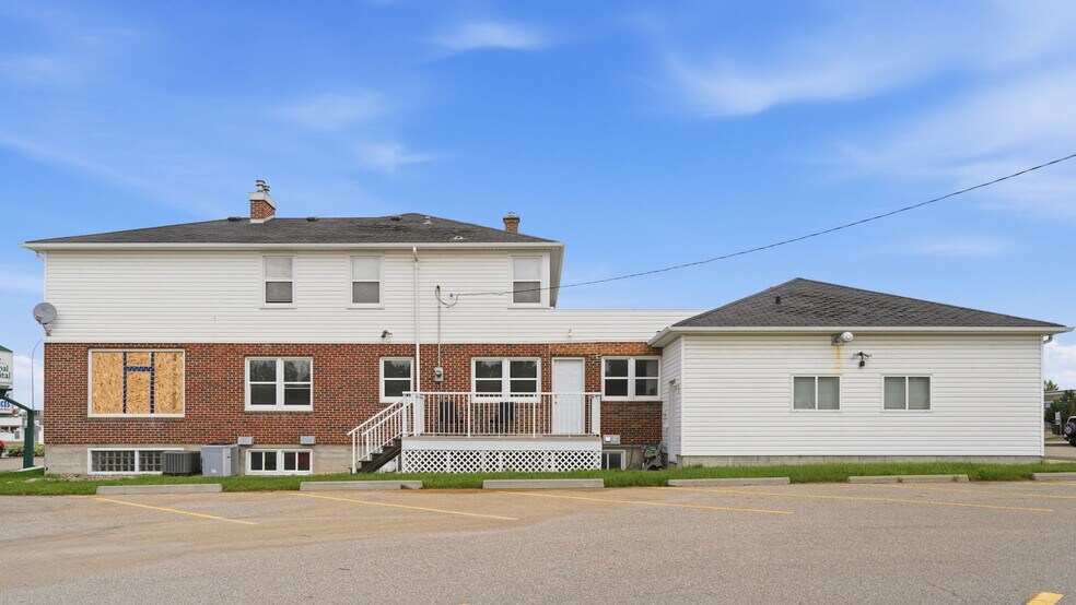 More Photos Of 191 Ordze Ave, Sherwood Park Office For Sale