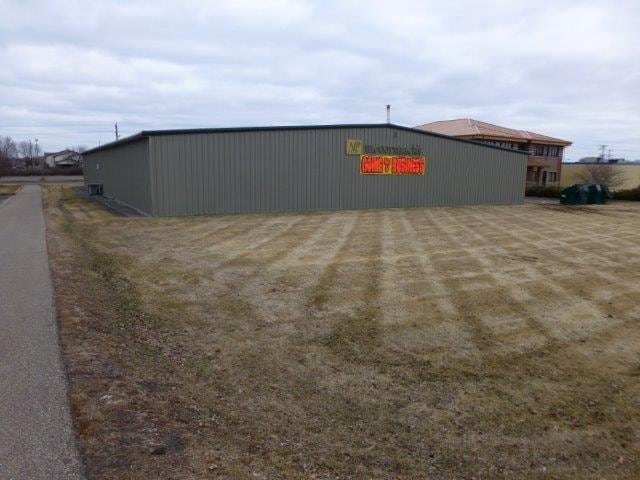 More Photos Of 13435 N 60th St N, Oak Park Heights Freestanding For Sale