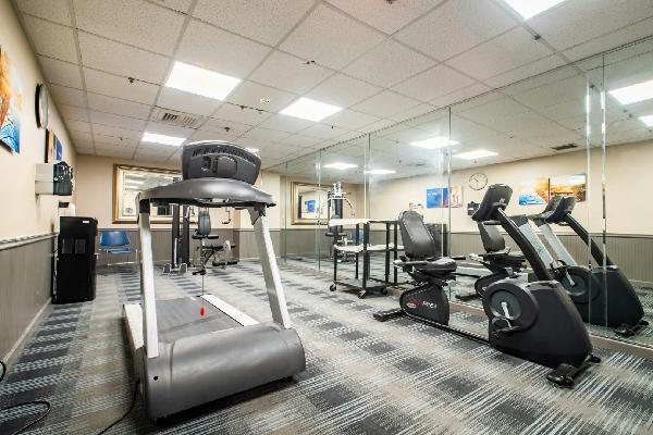 More Photos Of 17550 Rosbough Blvd, Middleburg Heights Hotel For Sale