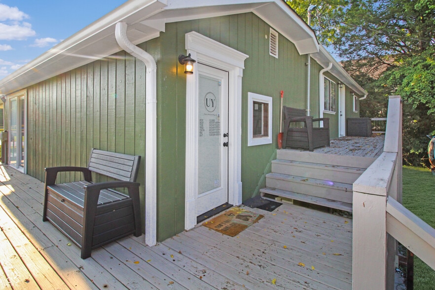 More Photos Of 103 S County Road 625 E, Avon Office For Sale