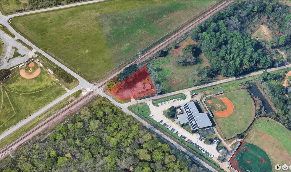 More Photos Of 111 E Hufsmith Rd, Tomball Office Residential For Sale