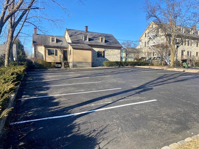 More Photos Of 1298-1300 Hope Bridgeville Rd, Hope Office For Lease