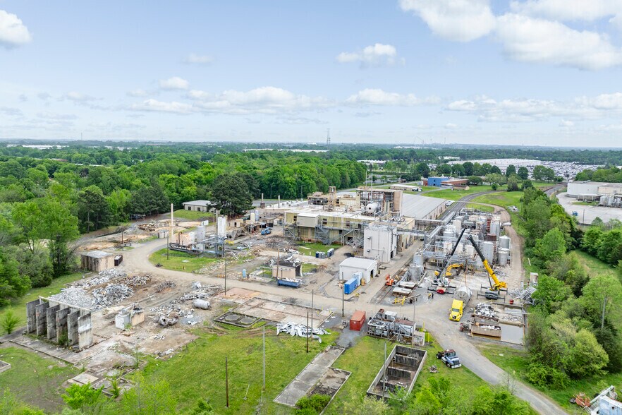 More Photos Of 3300 Westinghouse Blvd, Charlotte Manufacturing For Lease