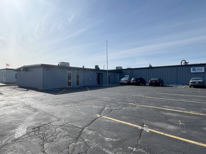 More Photos Of 1836 Sal St, Green Bay Manufacturing For Sale