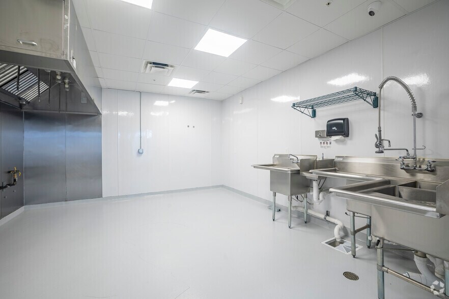 More Photos Of 1025 A St, Hayward Restaurant For Lease