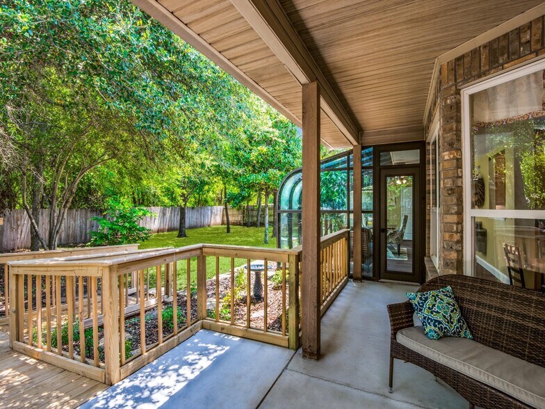 More Photos Of 123 Cedar Ln, Keller Assisted Living For Lease