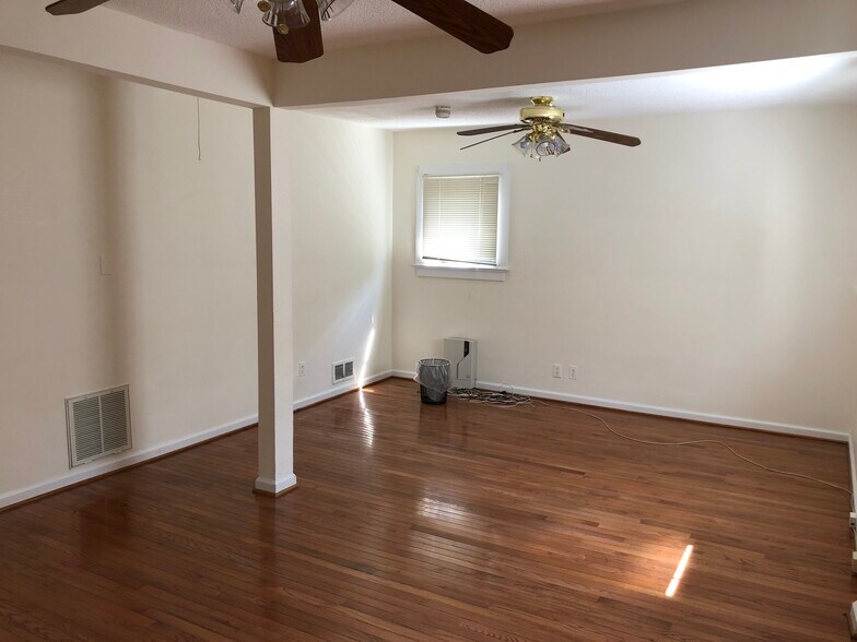 More Photos Of 200 N Adams St, Rockville Office For Lease