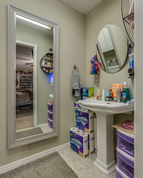 More Photos Of 5560 Highway 19 E, Hampton Manufacturing For Sale