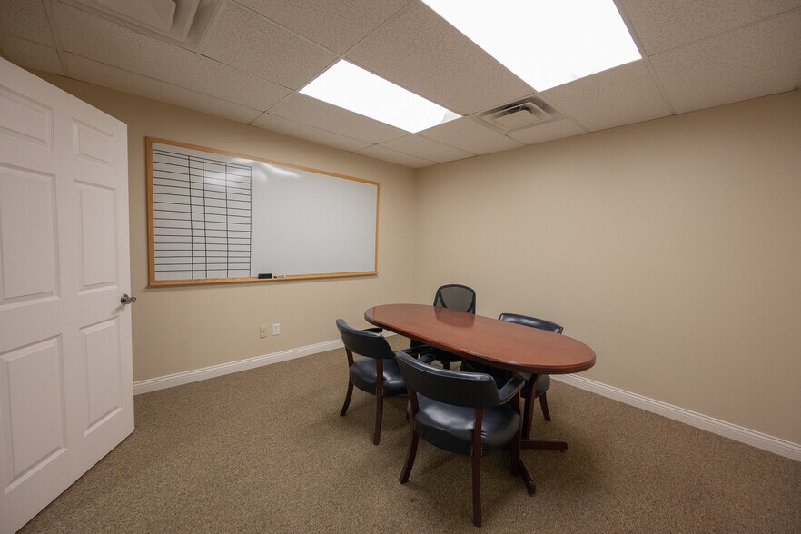More Photos Of 7775 Cooper Rd, Montgomery Office For Lease
