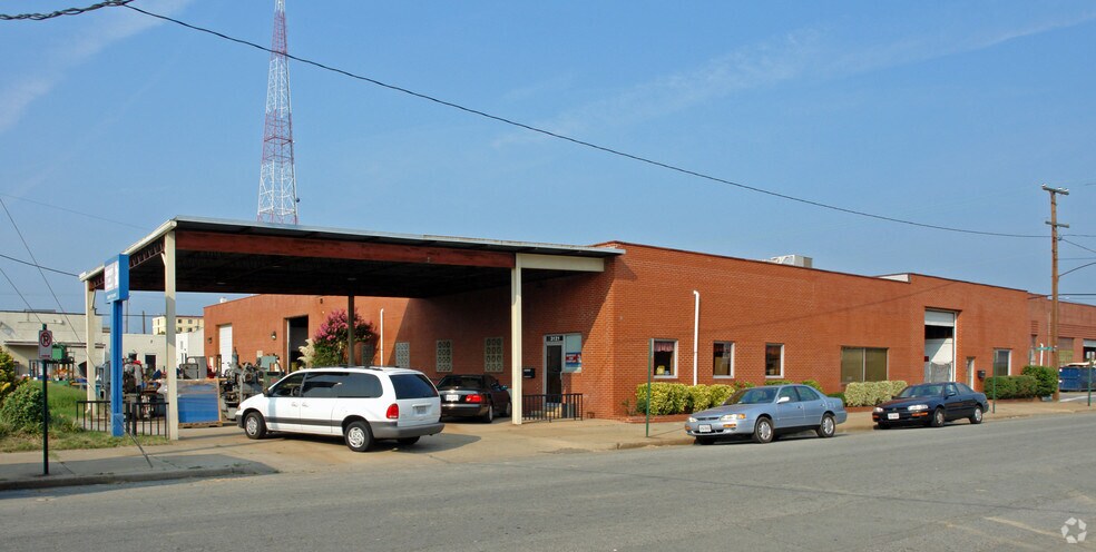 More Photos Of 3121 West Leigh St, Richmond Manufacturing For Lease
