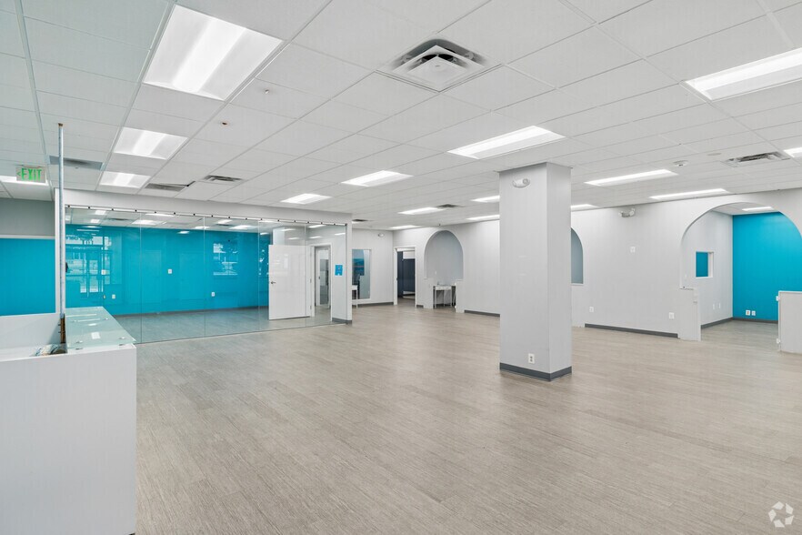 More Photos Of 6911 Laurel Bowie Rd, Bowie Office For Sale