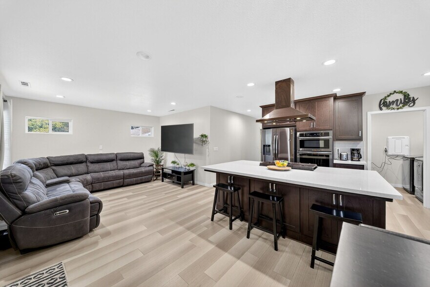 More Photos Of 919 Old Canyon Rd, Fremont Multifamily For Sale
