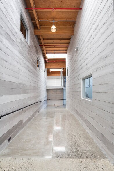 More Photos Of 610 E Franklin Ave, El Segundo Loft Creative Space For Lease