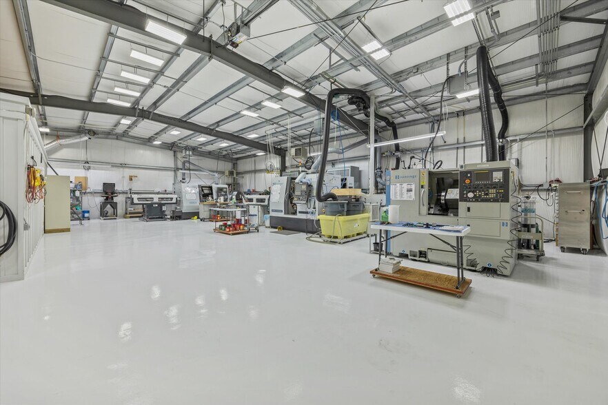 More Photos Of 340 Beaty Swamp Rd, Monroe Manufacturing For Sale