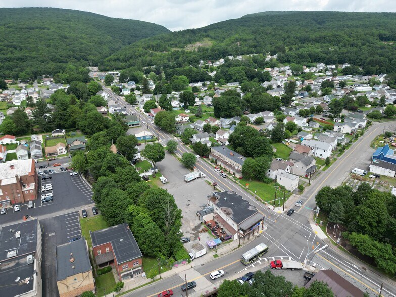 More Photos Of 669 Washington Ave, Jermyn Storefront Retail Residential For Sale