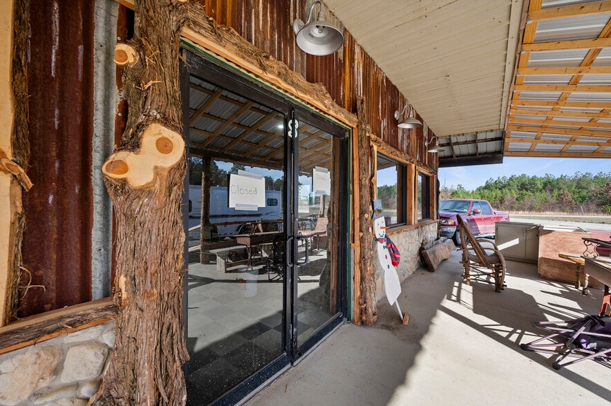 More Photos Of 28 Indian Hwy 144, Broken Bow Truck Stop For Sale