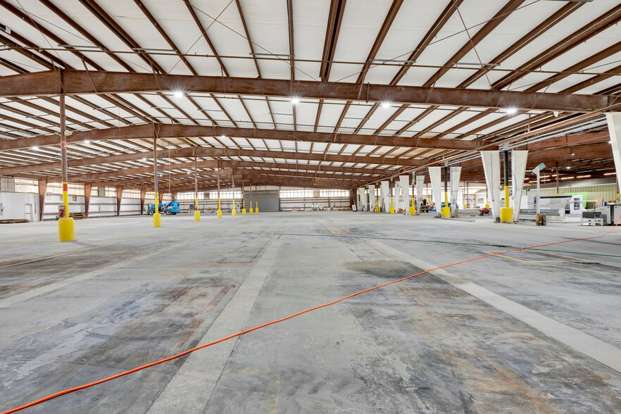 More Photos Of 11746 Barin Field rd, Foley Manufacturing For Lease