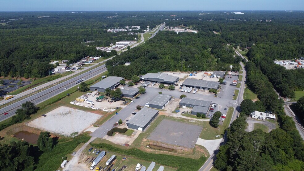 More Photos Of 10371 Old Atlanta Hwy, Covington Unknown For Lease