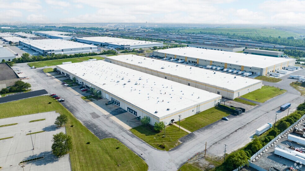 Primary Photo Of 8169 National Tpke, Louisville Distribution For Lease