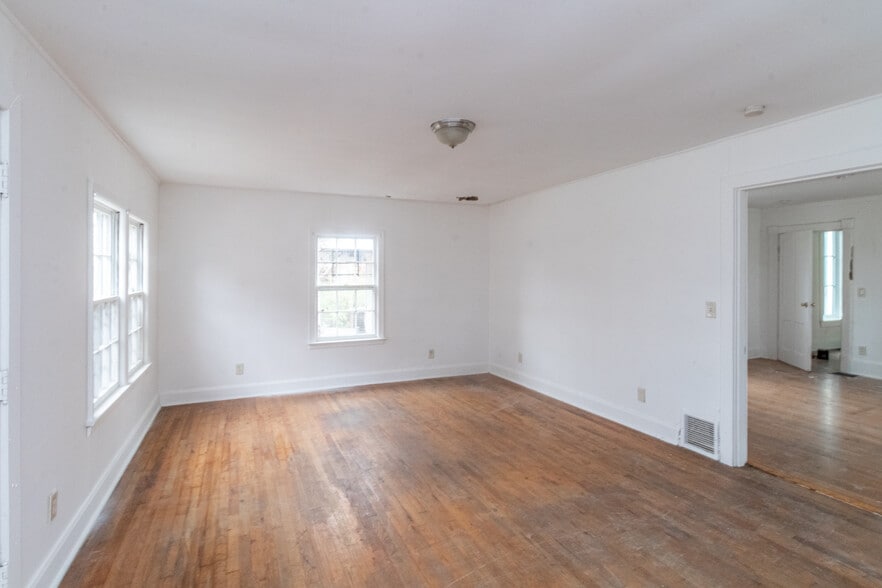 More Photos Of 1806 Meharry Blvd, Nashville Apartments For Sale