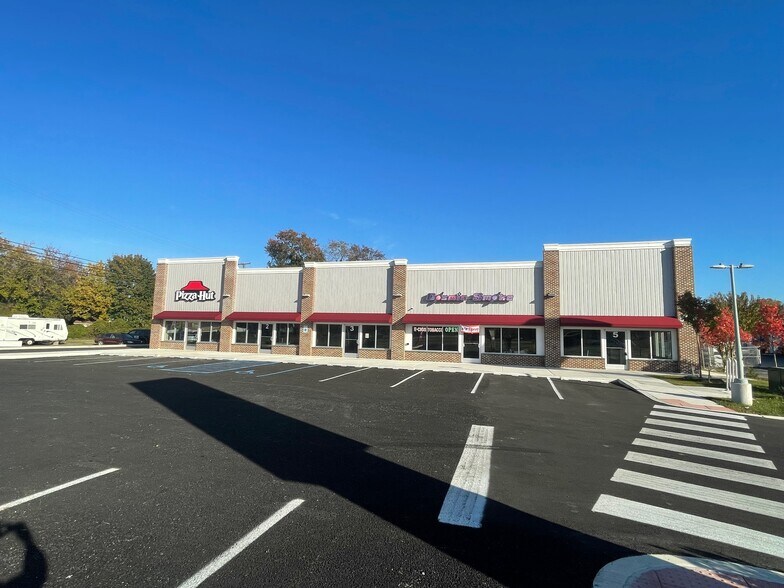 More Photos Of 515 S Dupont Hwy, Dover General Retail For Lease