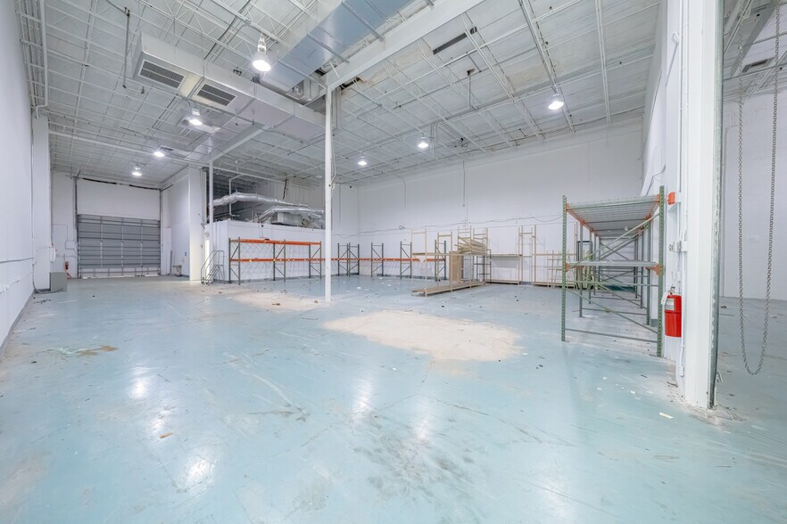 More Photos Of 2850 Greene St, Hollywood Light Manufacturing For Lease