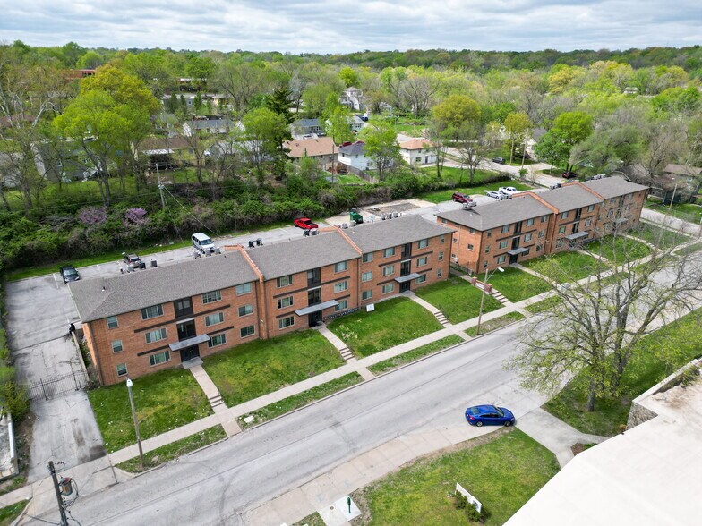 More Photos Of 7000 Cleveland Ave, Kansas City Apartments For Sale