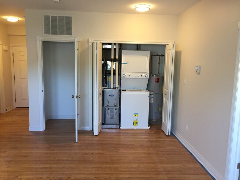 More Photos Of 315 E Grand River Ave, Howell Movie Theatre For Sale