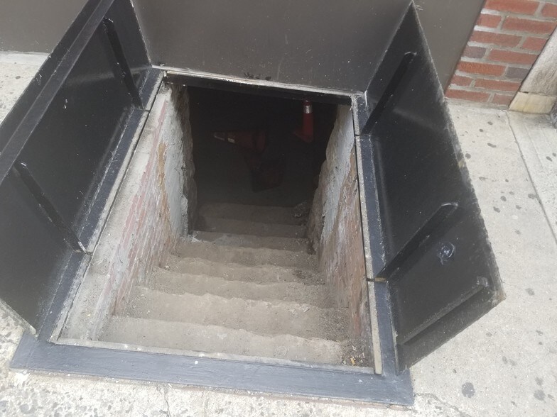 More Photos Of 14-16 W 1st St, Mount Vernon Apartments For Sale