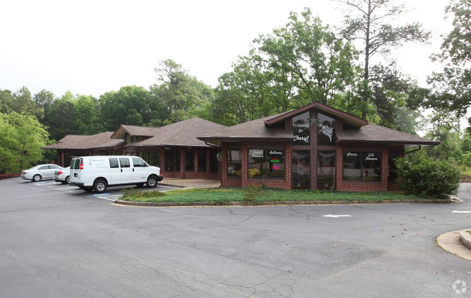 Primary Photo Of 465 Upper Riverdale Rd SW, Riverdale Storefront Retail Residential For Sale