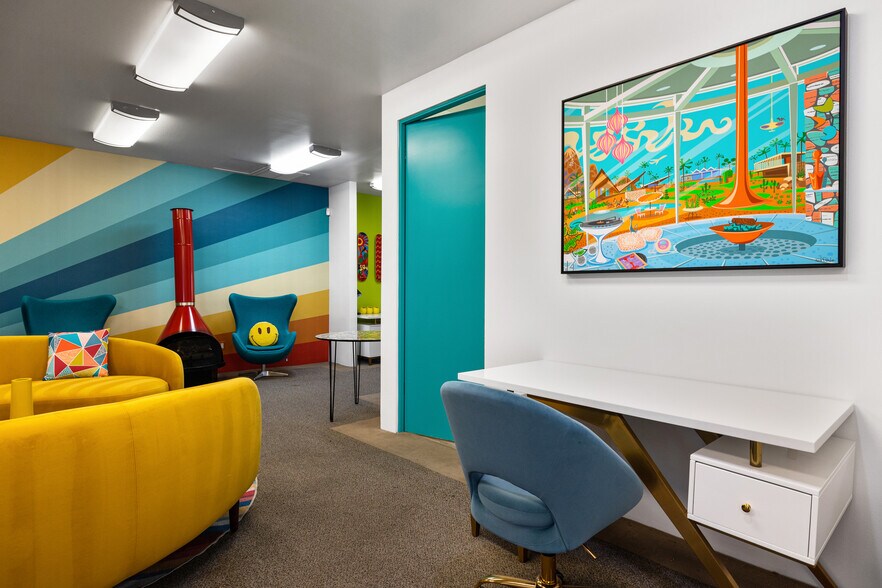 More Photos Of 74399 Hwy 111, Palm Desert Office For Sale