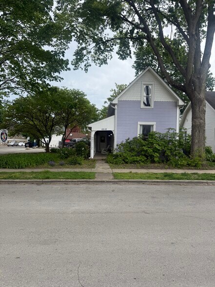 More Photos Of 6516 Ferguson St, Indianapolis Office For Sale