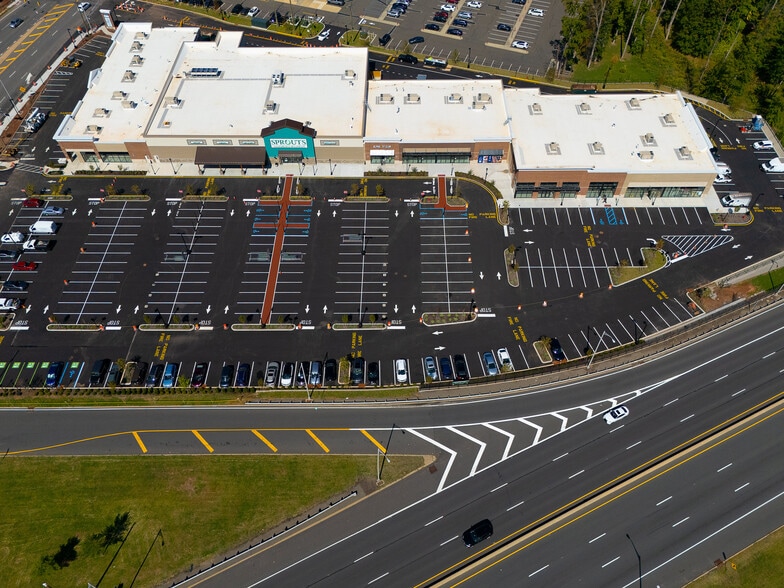 More Photos Of 1000 Saint Georges Ave, Avenel Bank For Lease