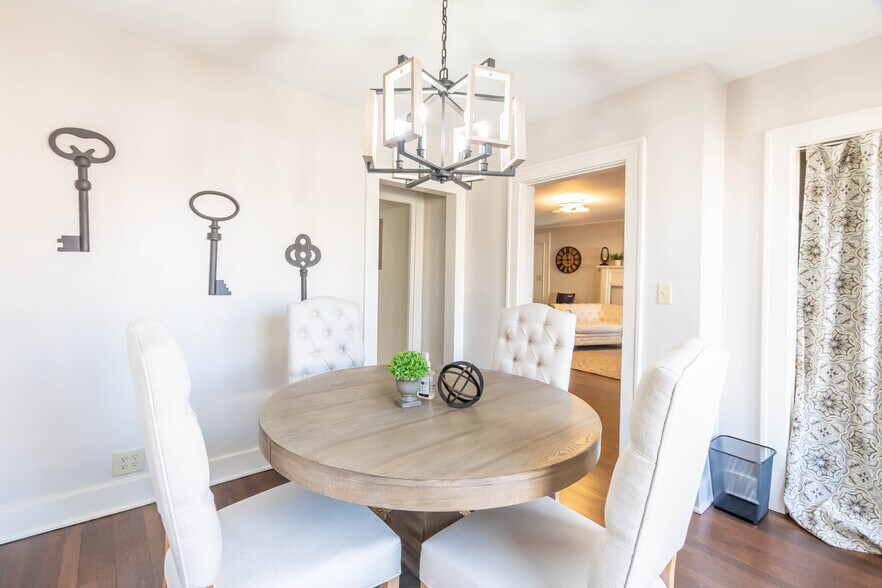 More Photos Of 179 E Main St, Plain City Loft Creative Space For Lease