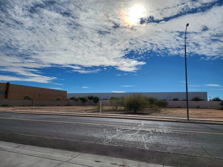 More Photos Of SEC S Douglas Dr & E Cessna Dr, Chandler Land For Sale