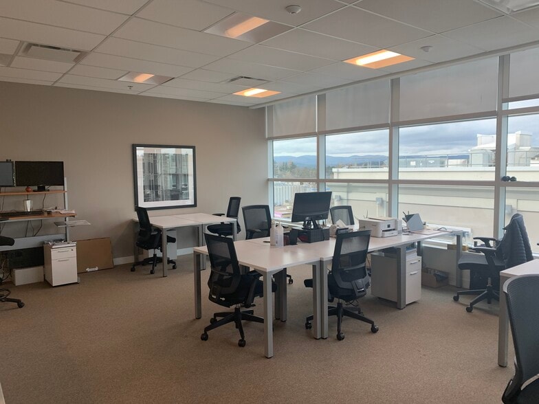 More Photos Of 3450-3691 Uptown Blvd, Victoria Unknown For Lease