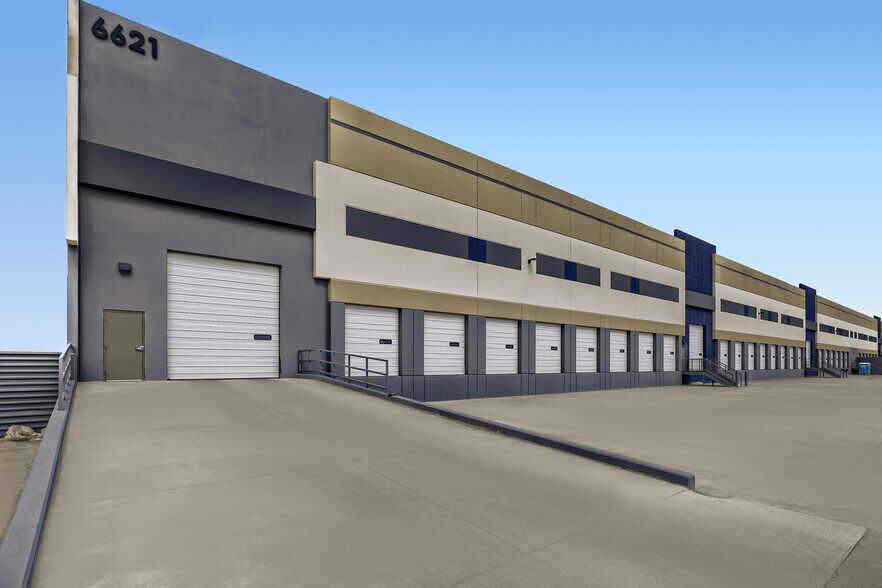 More Photos Of 26100-26120 E 68th Ave, Aurora Warehouse For Lease