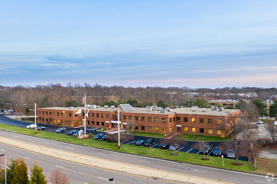 More Photos Of 350 Lincoln St, Hingham Unknown For Lease