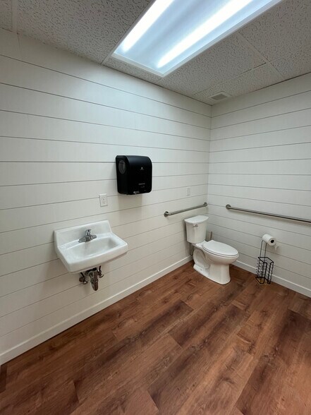 More Photos Of 4895A East Annadale ave, Fresno Land For Lease