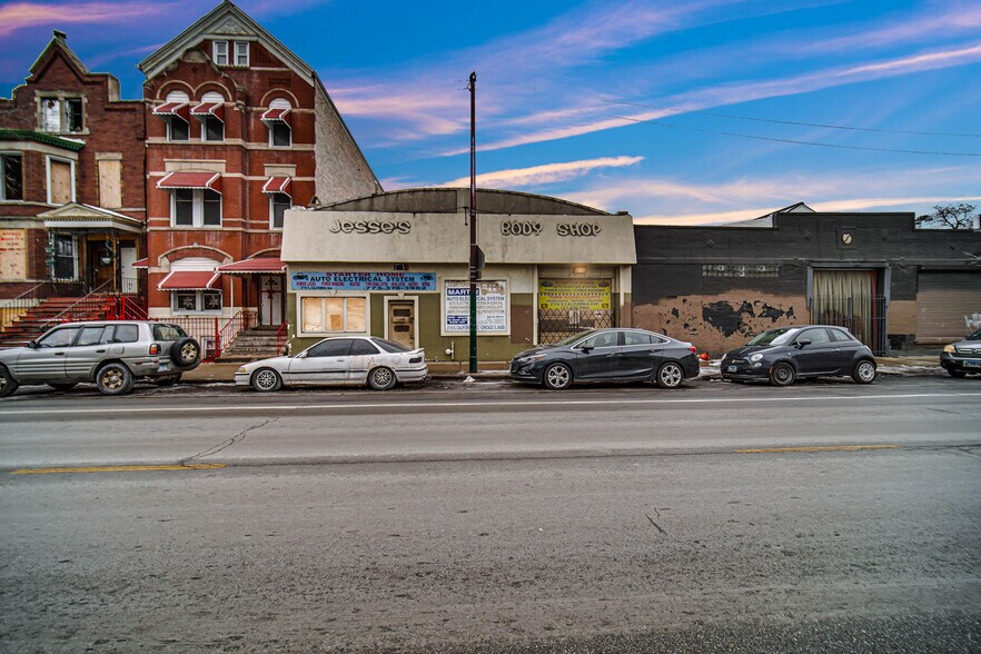 More Photos Of 2116 S California Ave, Chicago Auto Repair For Sale