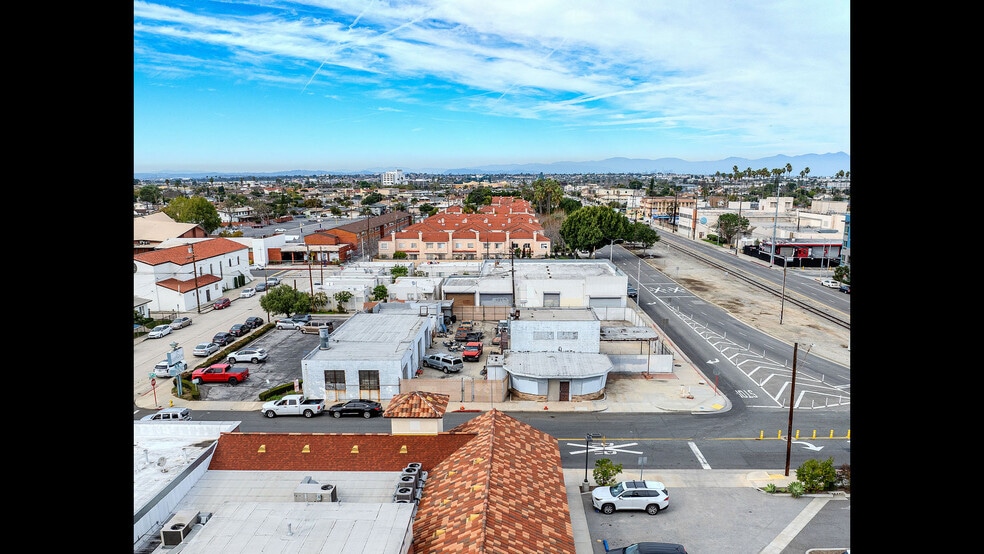 More Photos Of 16317 S Vermont Ave, Gardena Showroom For Sale