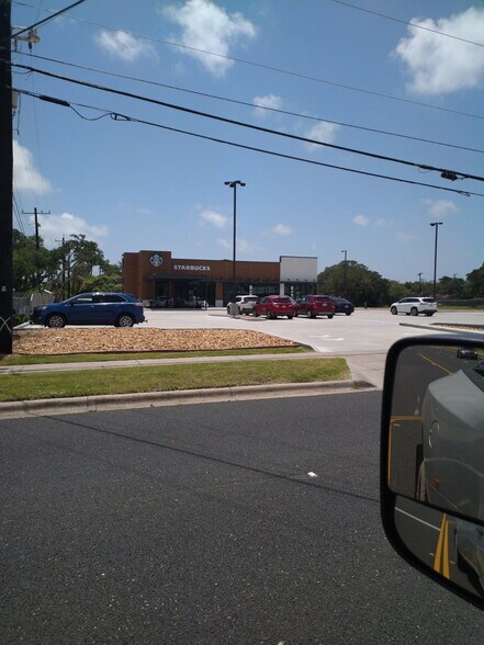 More Photos Of 2302 Highway 35 N, Rockport Fast Food For Lease