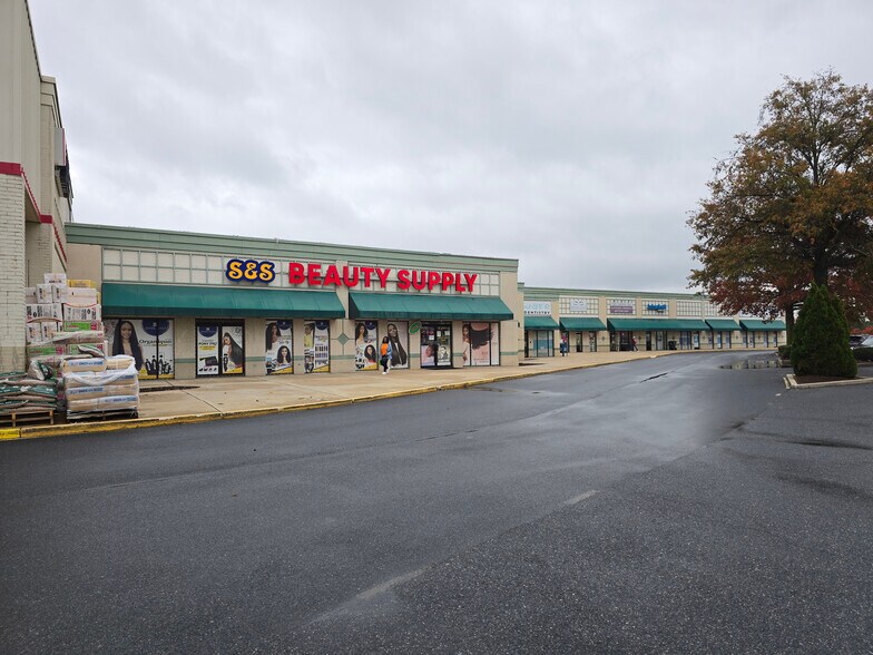More Photos Of 605-649 S Dupont Blvd, Milford Unknown For Lease