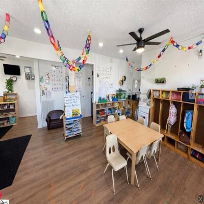 More Photos Of 615 Fairview St, Fountain Inn Office For Sale